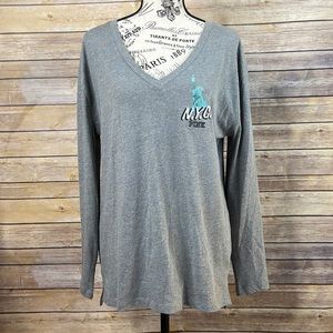 🗽NWT VS PINK NYC sequin long sleeve